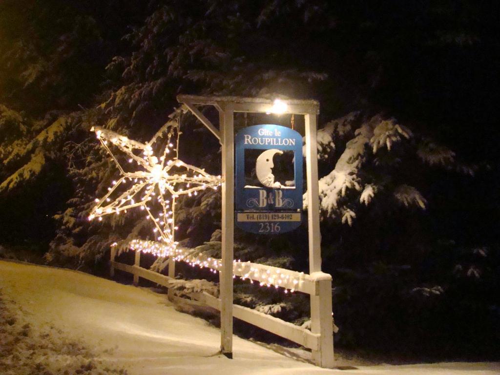 Gite Le Roupillon B&B Mont-Tremblant Exterior foto