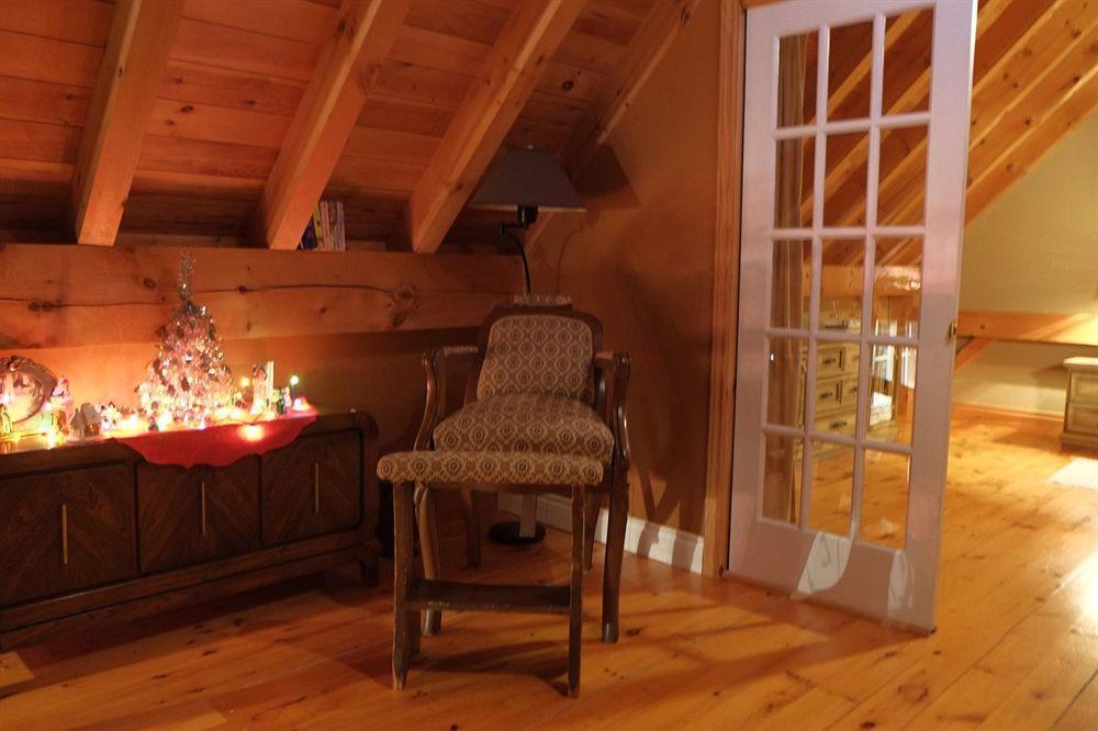 Gite Le Roupillon B&B Mont-Tremblant Exterior foto