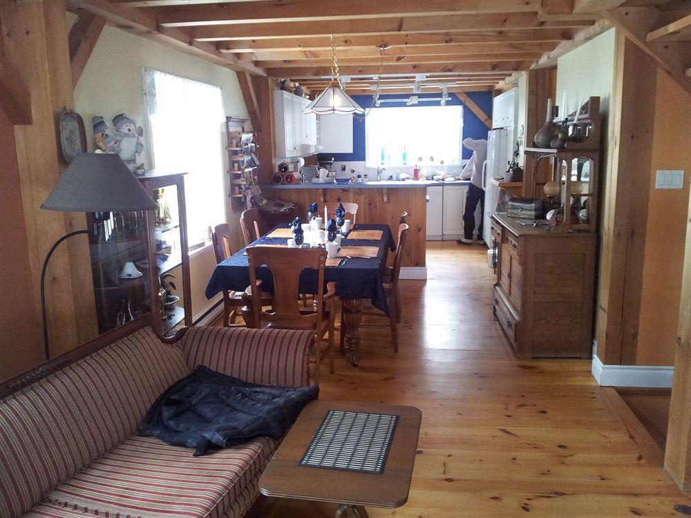Gite Le Roupillon B&B Mont-Tremblant Exterior foto