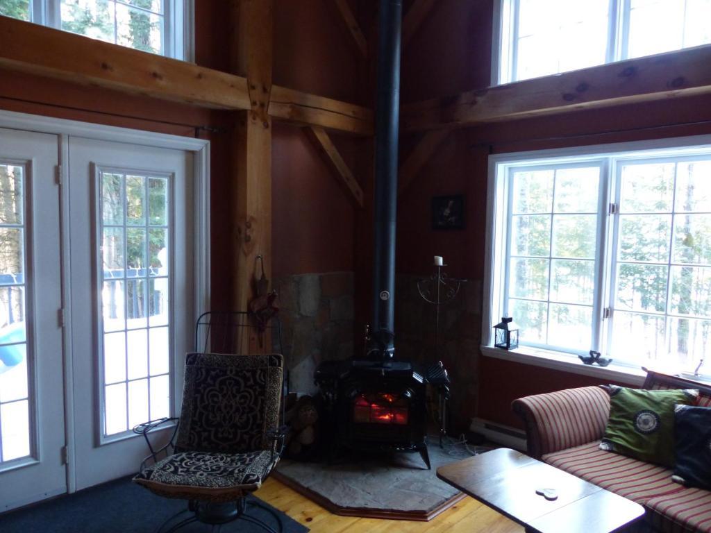 Gite Le Roupillon B&B Mont-Tremblant Exterior foto